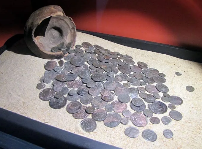 Expertise en numismatique à Sens